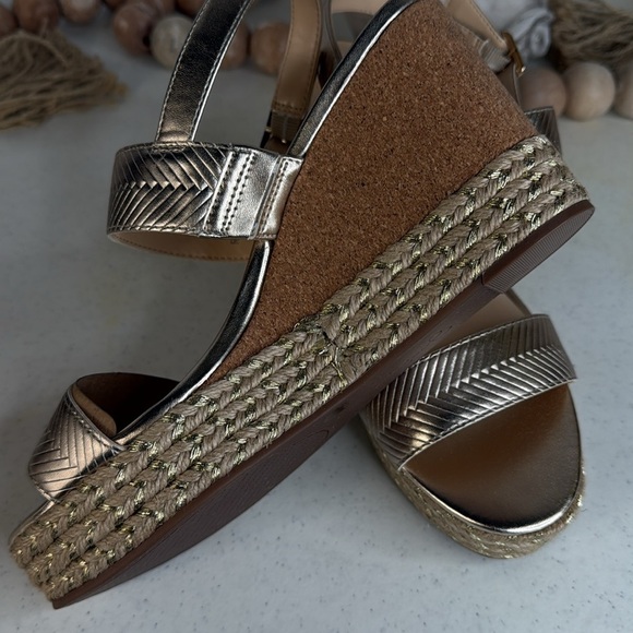 Jessica Simpson Morina Wedge Sandals Pale Gold Sz 9.5 - Picture 8 of 10